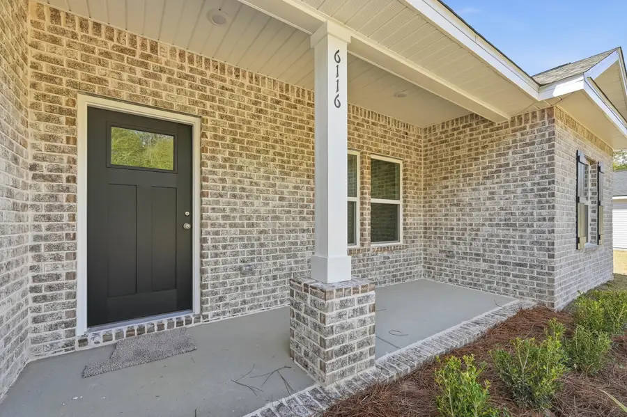 6136 Clover Street, Crestview, FL 32539 - #2