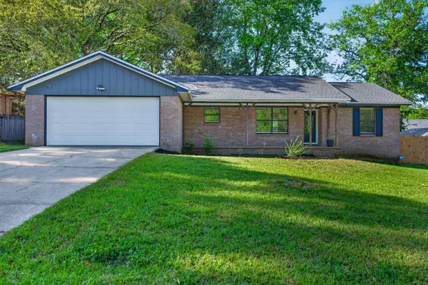 121 Campbell Avenue, Crestview, FL 32536