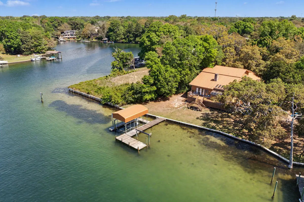 606 Pelham Road, Fort Walton Beach, FL 32547 - #1