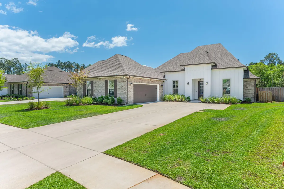 120 Lumen Loop, Freeport, FL 32439 - #1