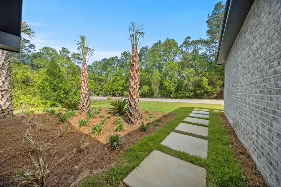 57 Village Court, Freeport, FL 32439 - #2
