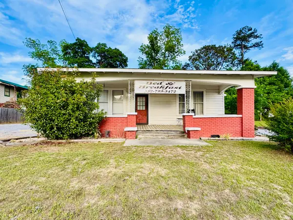 472 Claxton Avenue, Elba, AL 36323