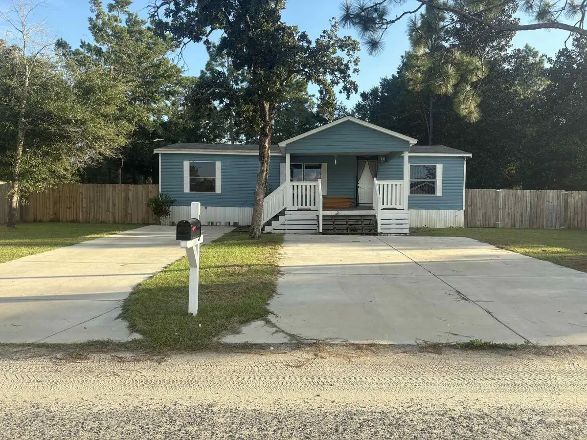 135 Rembrandt Circle, Defuniak Springs, FL 32433 - #1