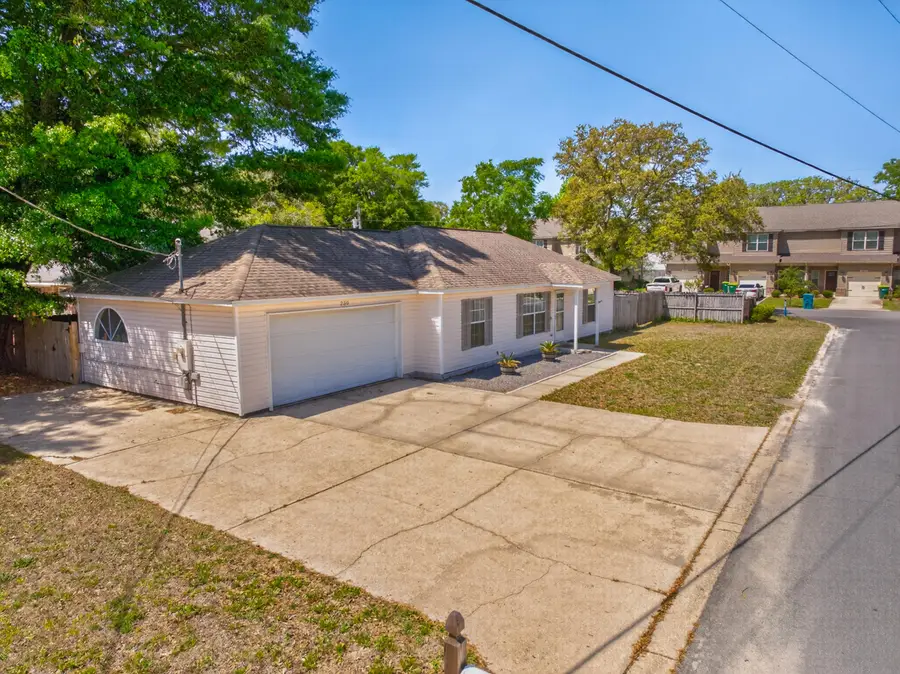 250 Mills Landing, Fort Walton Beach, FL 32547 - #3