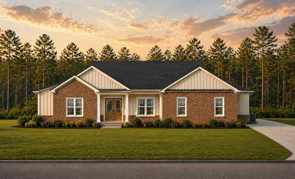 2462 Hammock Lane, Crestview, FL 32536