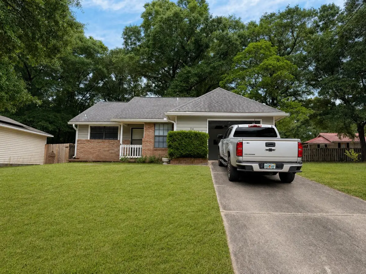 114 Fairoaks Drive, Crestview, FL 32539 - #1