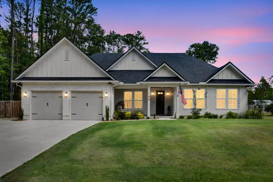 102 Jones Drive, Freeport, FL 32439 - #2