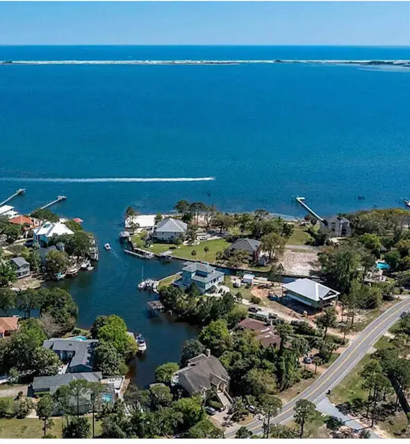 4525 Soundside Drive, Gulf Breeze, FL 32563 - #2