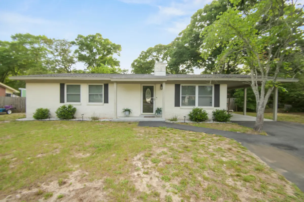 219 Pilgrim Avenue, Fort Walton Beach, FL 32547 - #1
