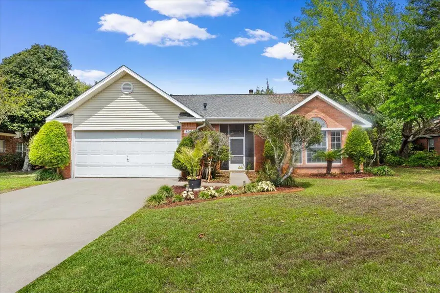 806 Linda Drive, Mary Esther, FL 32569 - #2