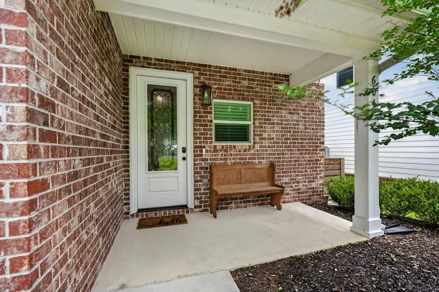 604 Ivy Avenue, Niceville, FL 32578 - #2