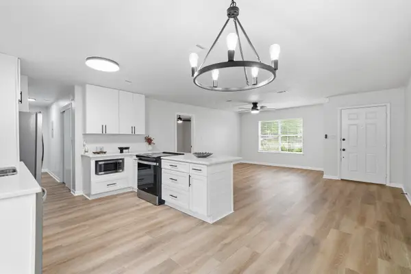 155 Westview Avenue, Valparaiso, FL 32580