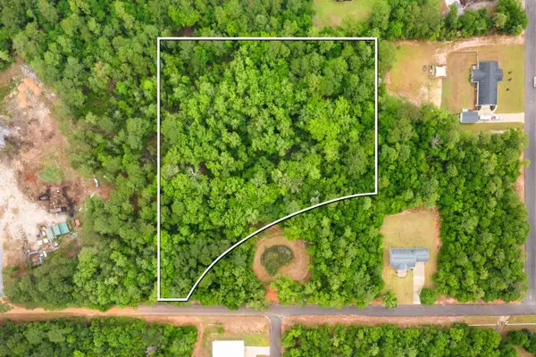 . Sam Carver Road, Crestview, FL 32536