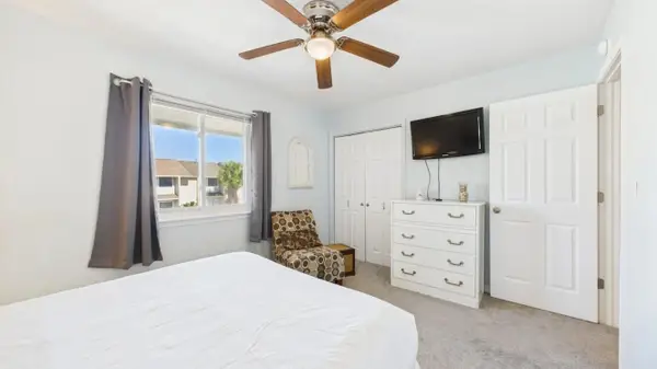 132 W Leslie Lane, Panama City Beach, FL 32413
