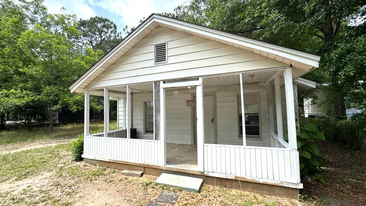 1018 S Wilson Street, Crestview, FL 32536 - #1