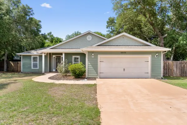 6882 Brocado Court, Navarre, FL 32566