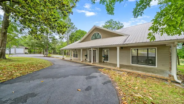 175 W T Hulion Road, Crestview, FL 32539