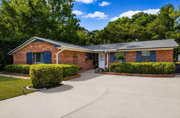 8 NE Fulmar Court, Fort Walton Beach, FL 32548