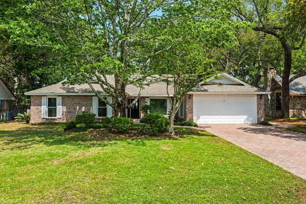 252 E Dominica Circle, Niceville, FL 32578