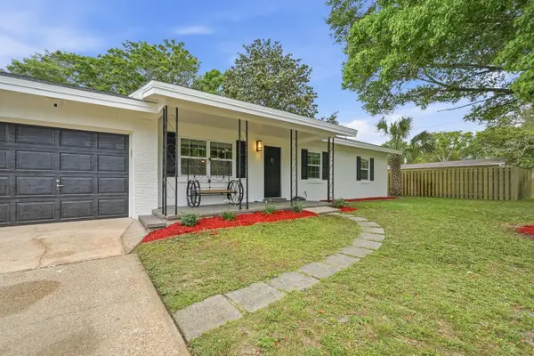 721 NE Kris Avenue, Fort Walton Beach, FL 32547