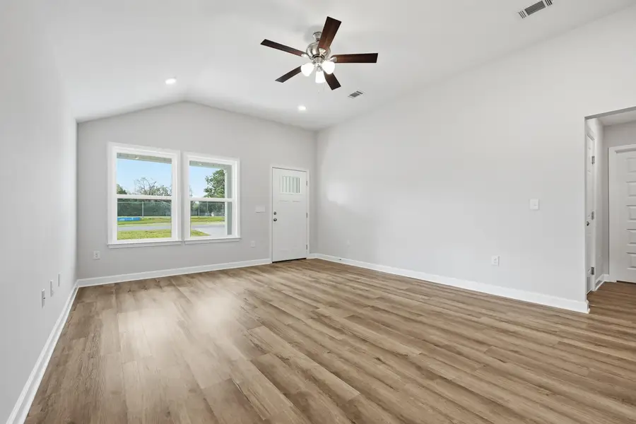 663 Lee Avenue, Crestview, FL 32539 - #3