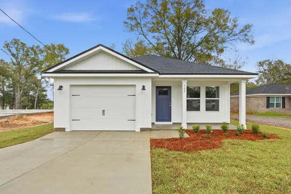 665 Lee Avenue, Crestview, FL 32539