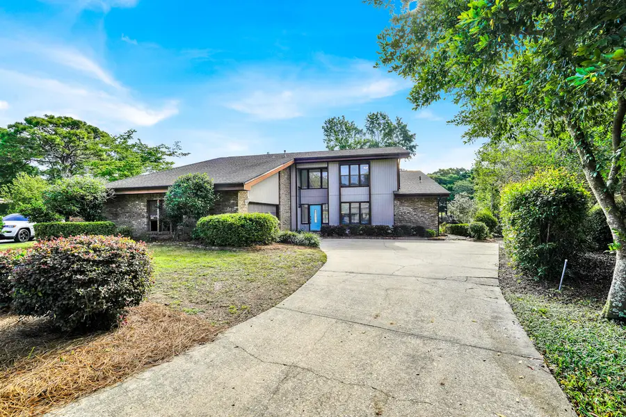 645 Carr Drive, Niceville, FL 32578 - #2