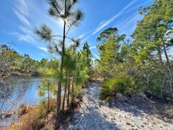 5224 Kingston Circle, Panama City Beach, FL 32408