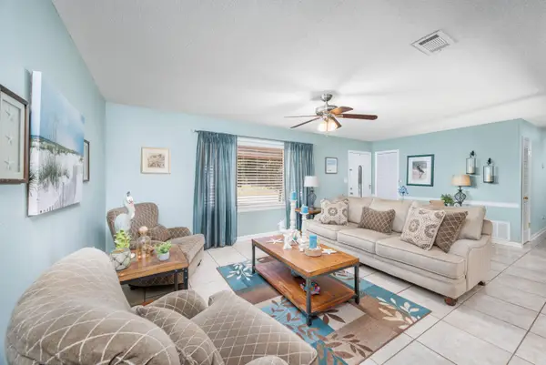 6353 Starhill Drive, Milton, FL 32570