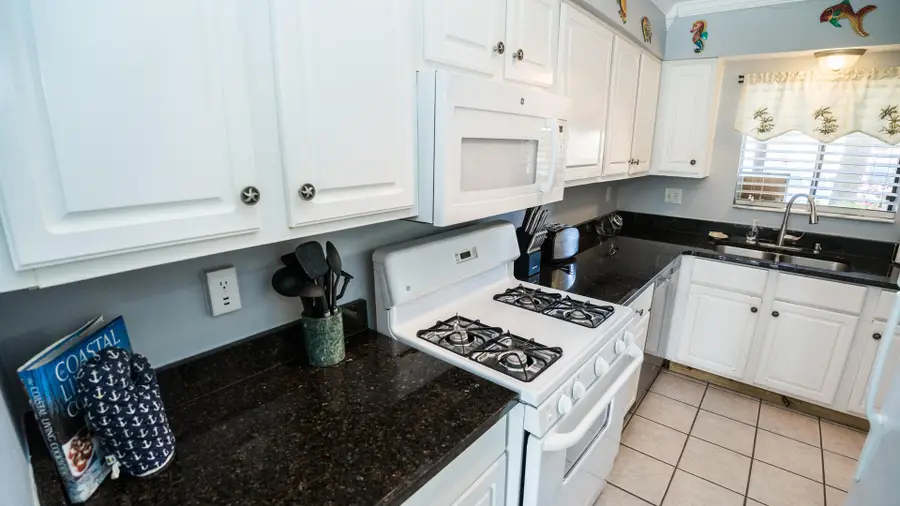 17751 Panama City Beach Parkway #UNIT 7B, Panama City Beach, FL 32413 - #3