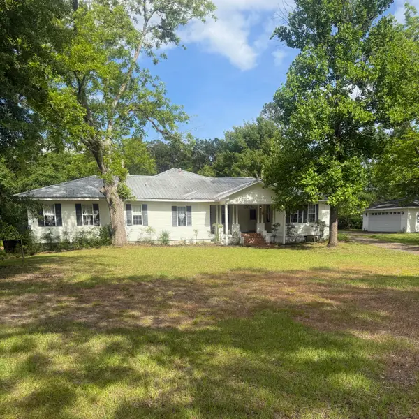 1435 S Cotton Street, Andalusia, AL 36420