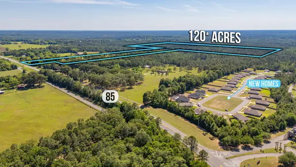 6722 N Highway 85, Laurel Hill, FL 32567
