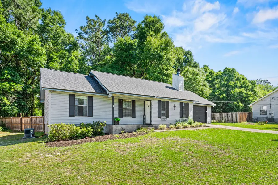 219 W Pinoak Court, Crestview, FL 32539 - #2