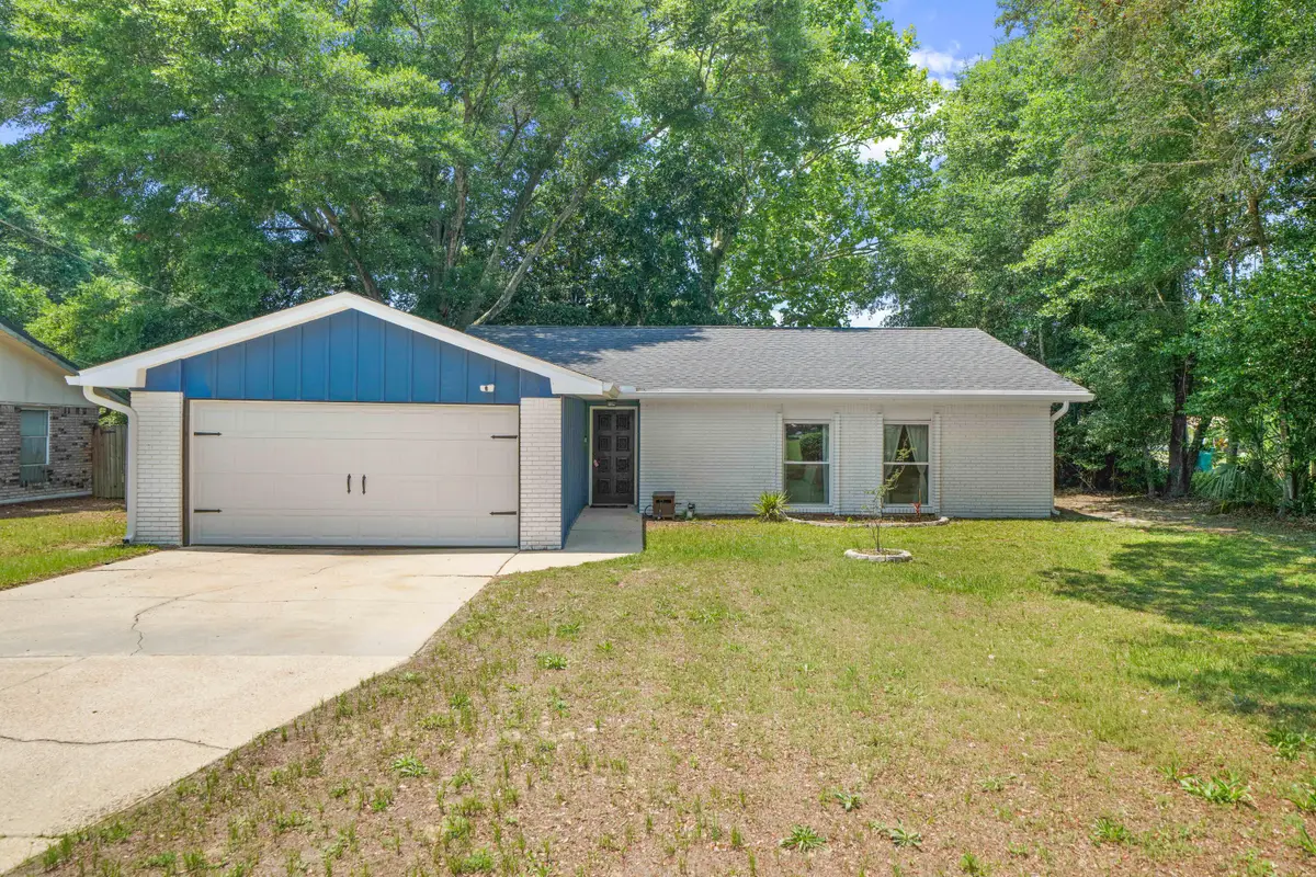 39 9th Street, Shalimar, FL 32579 - #1