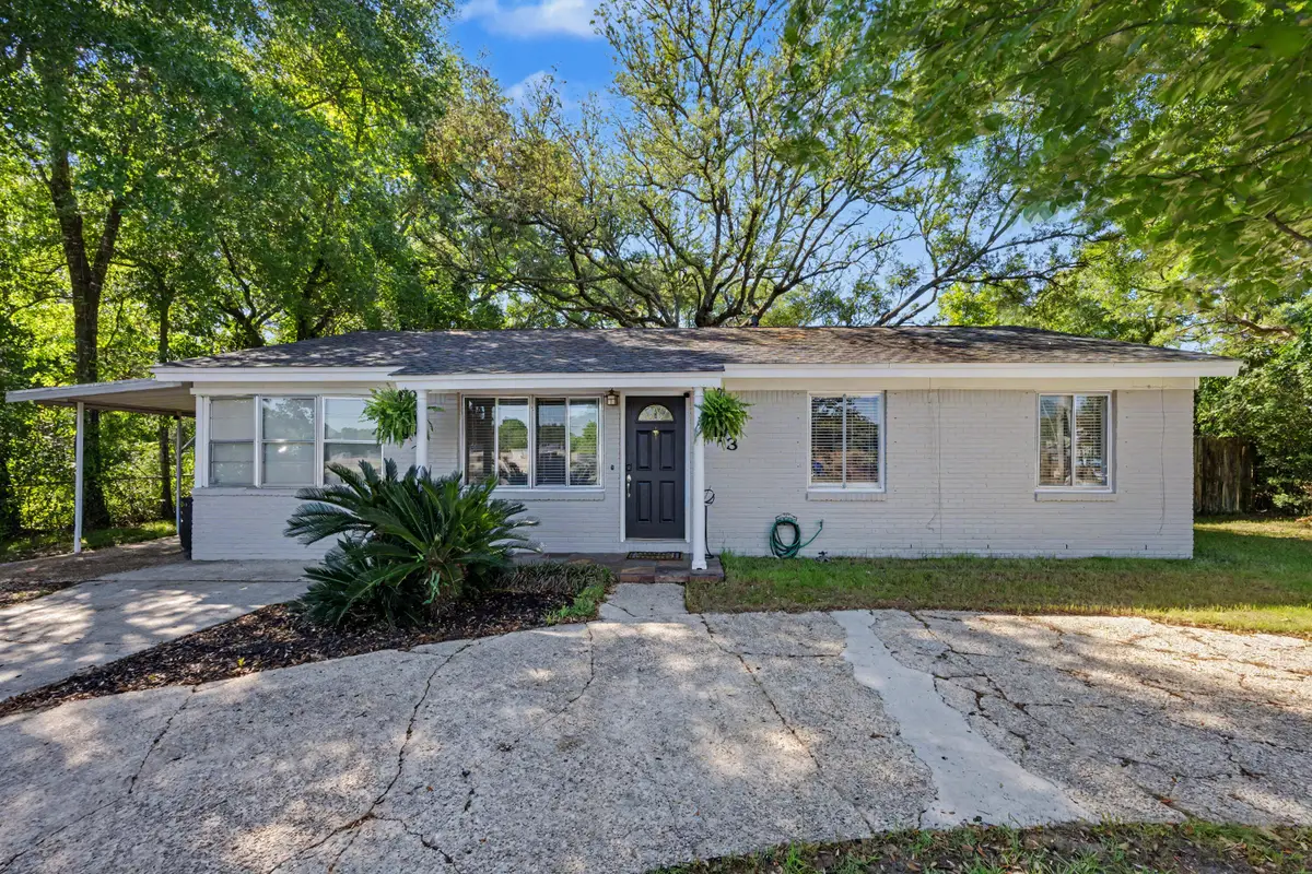413 Government Avenue, Valparaiso, FL 32580 - #1