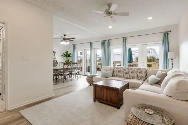 8520 Gulf Boulevard #33, Navarre, FL 32566