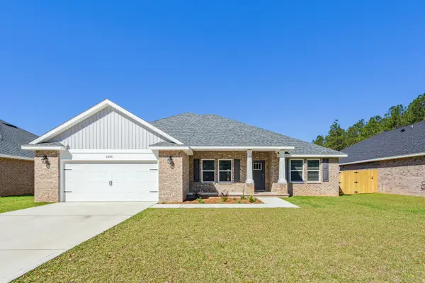 7613 Hatteras Drive, Navarre, FL 32566