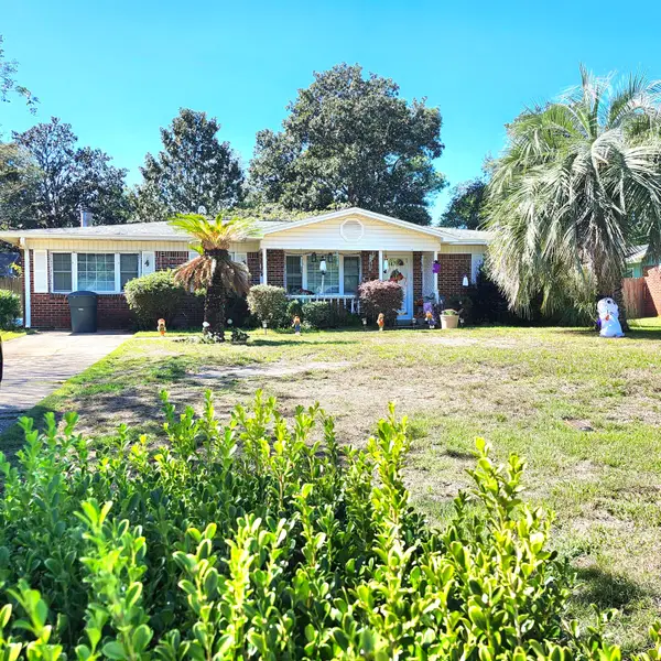 212 NW Baker Avenue, Fort Walton Beach, FL 32548