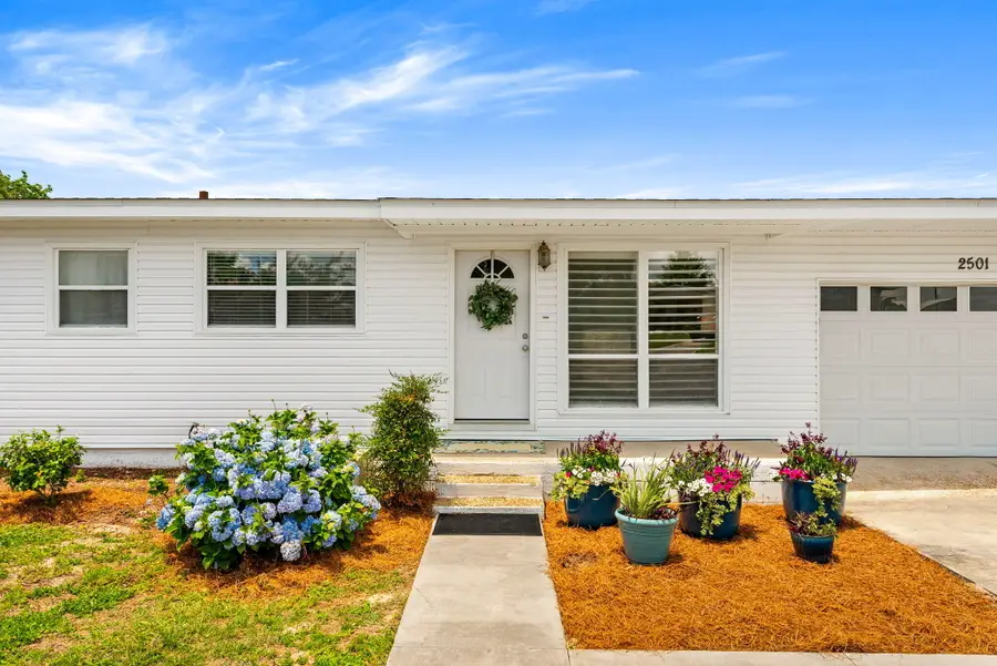 2501 Rollins Avenue, Panama City, FL 32405 - #2