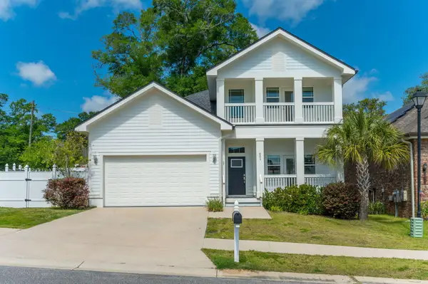 401 Hideaway Lane, Niceville, FL 32578