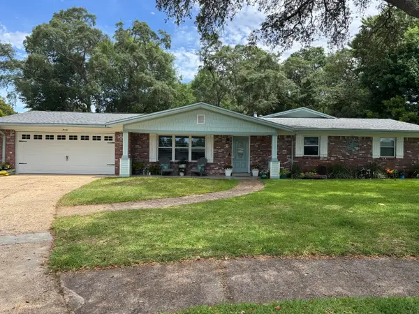 20 Forest Grove Place, Fort Walton Beach, FL 32548