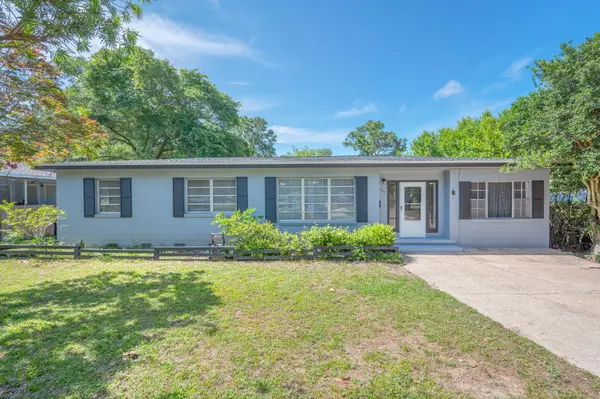 321 Washington Avenue, Valparaiso, FL 32580