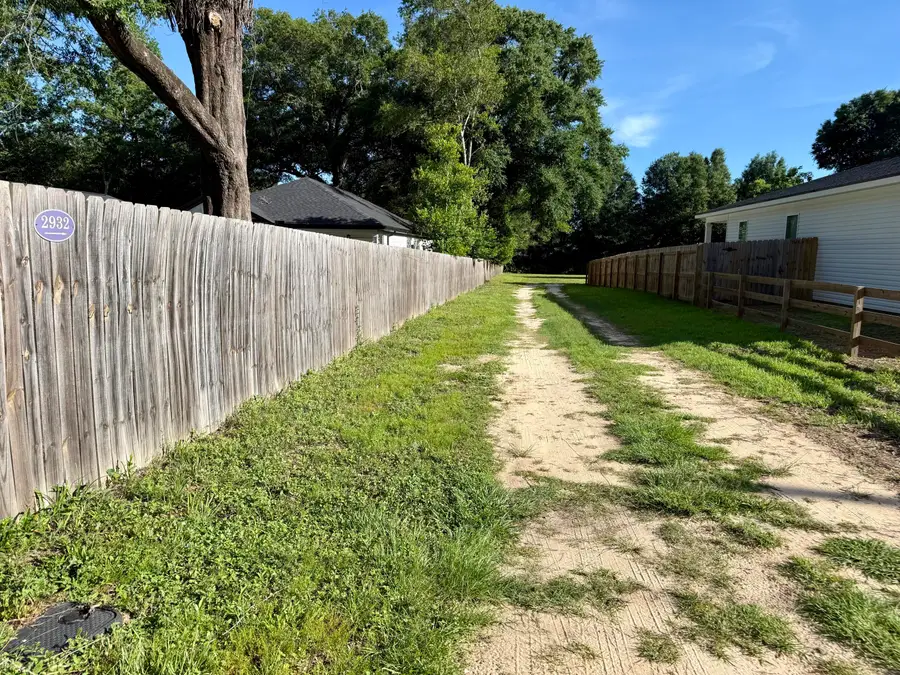 2932 Mccarty Avenue, Crestview, FL 32539 - #3