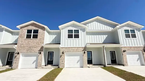 2390 Cliff Hollow Circle, Gulf Breeze, FL 32563