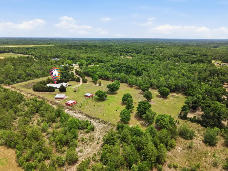 585 E Huckaba Road, Defuniak Springs, FL 32435 - #2