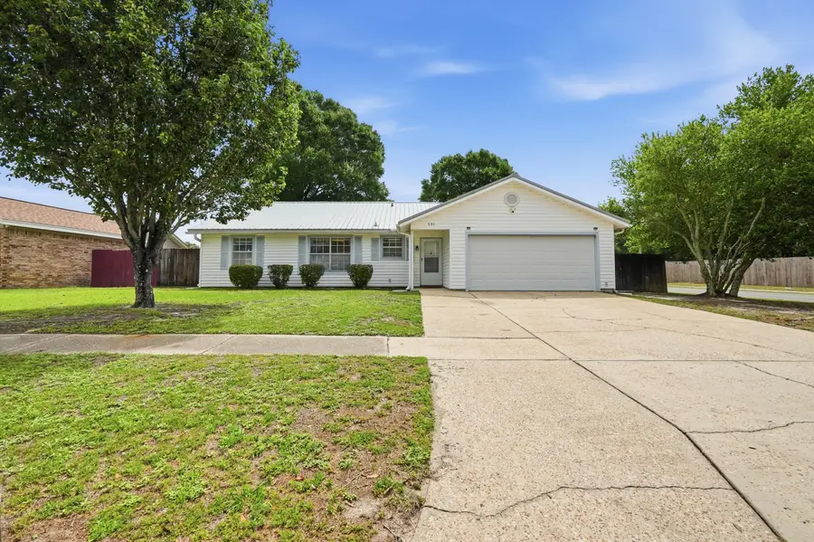 591 Brian Circle, Mary Esther, FL 32569 - #2