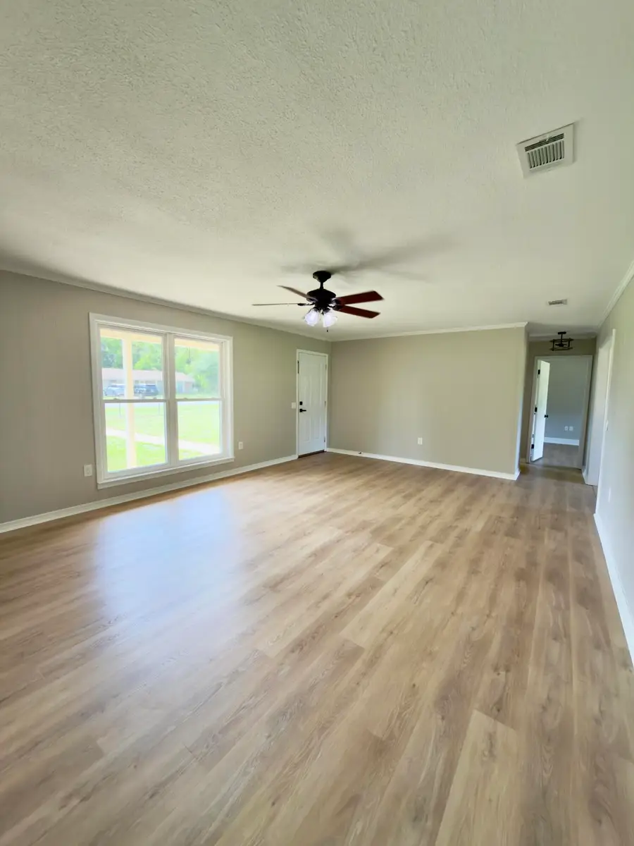 1304 Pinewood Lane, Crestview, FL 32539 - #2