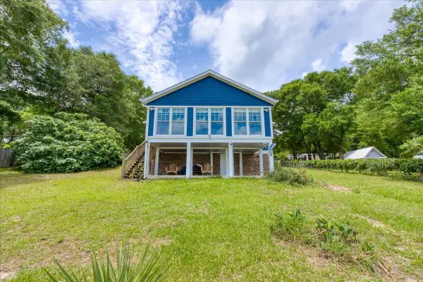 79 Kings Lake Boulevard, DeFuniak Springs, FL 32433