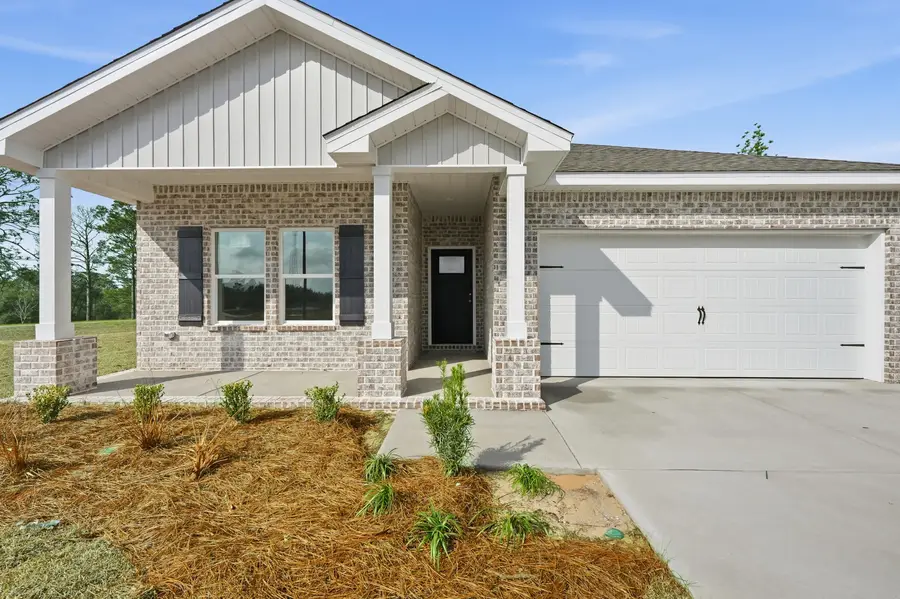 482 Sidney Avenue, Defuniak Springs, FL 32433 - #2