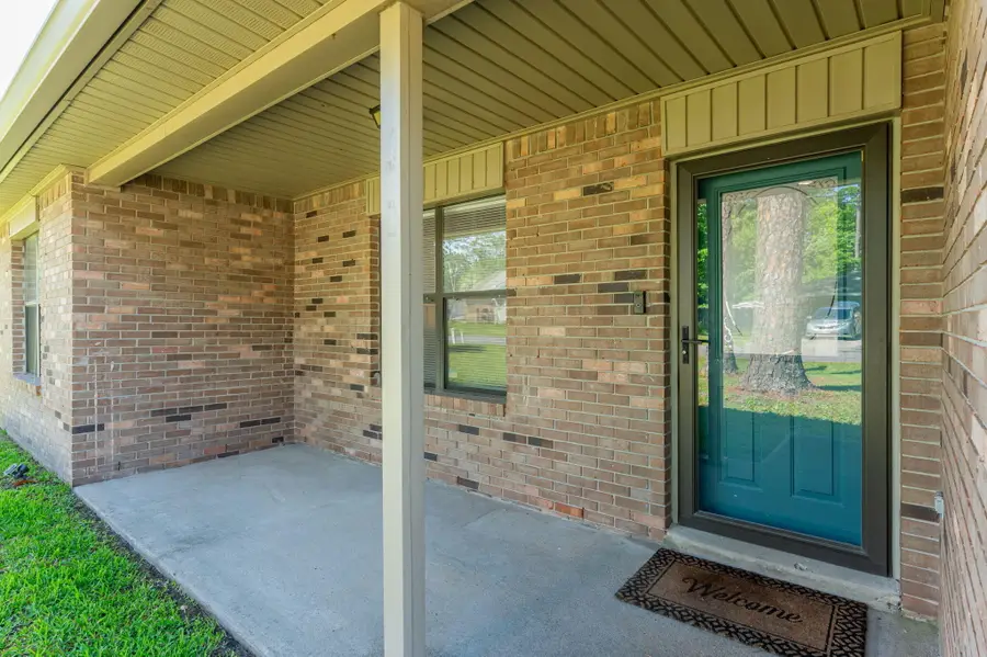 1621 W Campbell Drive, Fort Walton Beach, FL 32547 - #3